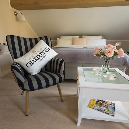 Апартаменти Nostalgie-Nest Mit Boxspringbett Майен Екстер'єр фото